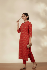 Elegant Red Printed Straight Kurta Set